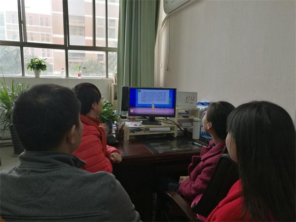 物电学院组织收看辅导员技能大赛.JPG 物电学院组织收看辅导员技能大赛.JPG